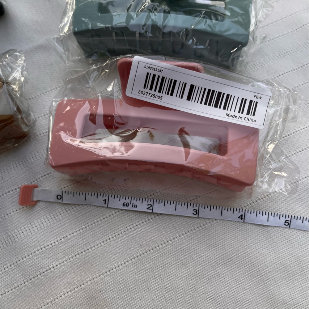 XL claw hair clips - Picture 4 of 11